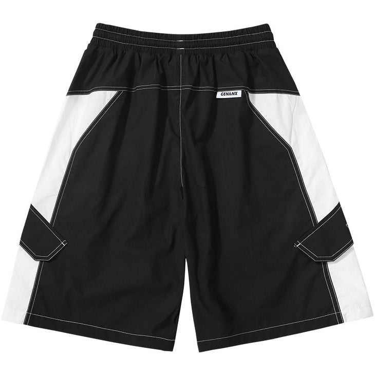 Black and white contrast side stripe letter print baggy quarter shorts with multiple pockets